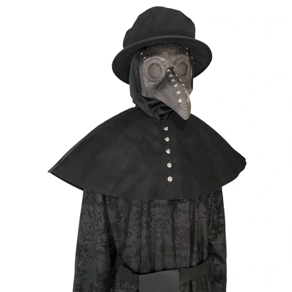 Spirit Halloween Plague Doctor Costume - Picture 7 of 15